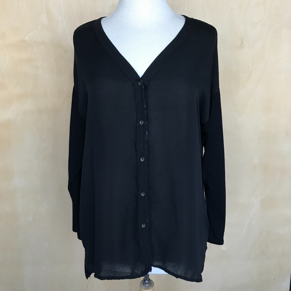 Anthropologie black longsleeved button-front tunic